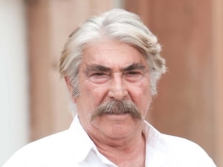 Erdal Özyağcılar'dan Dünya Kedi Günü paylaşımı