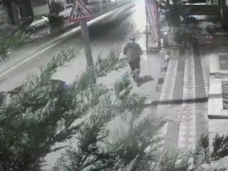 Arnavutköy’de eş cinayeti: 3 çocuğunun gözü önünde öldürdü