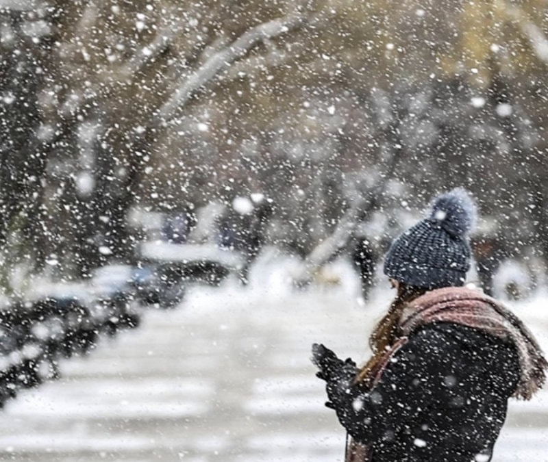 Ülke genelinde sıcaklıklar hızla düşüyor: Birçok bölgede kar yağışı hakim