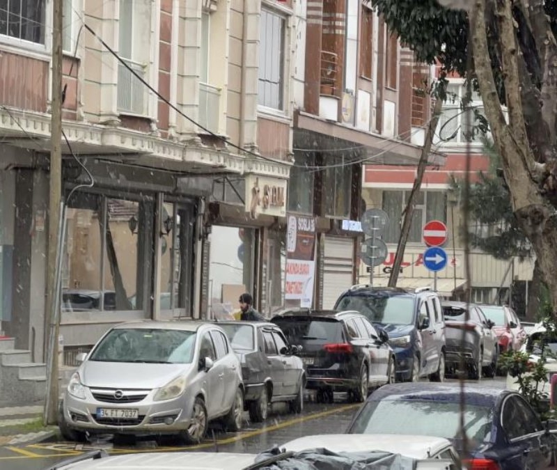 İstanbul’da kar yağışı başladı