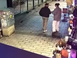 İstanbul'da çiftin çanta hırsızlığı