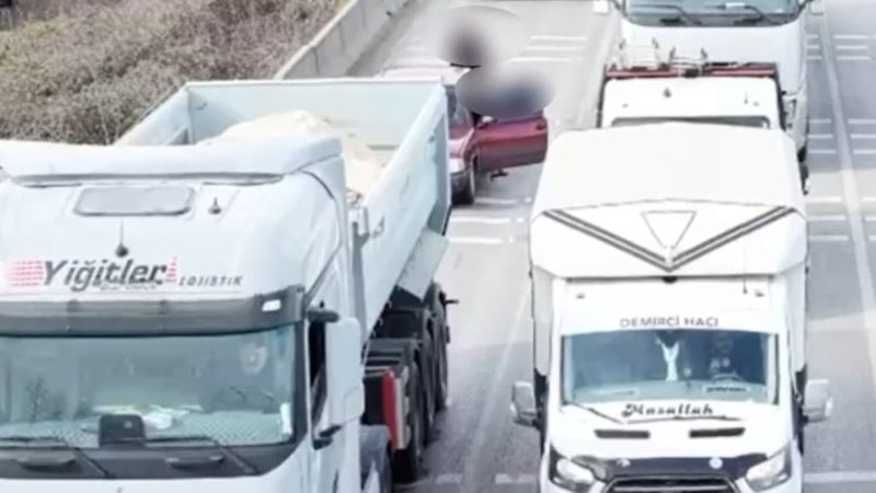 Samsun'da kırmızı ışıkta sürücü değişimine ceza