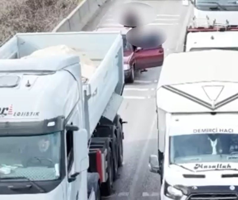 Samsun'da kırmızı ışıkta sürücü değişimine ceza