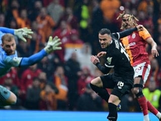 Sacha Boey'in Juventus'a attığı gol akıllara Wesley Sneijder'i getirdi