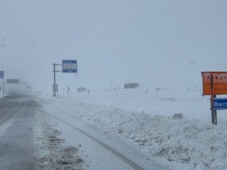 Kayseri-Erciyes kara yolu trafiğe kapatıldı