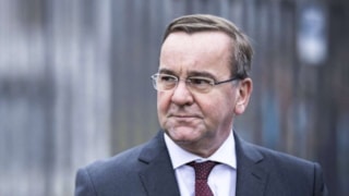 Almanya Savunma Bakanı: Türkiye NATO'da merkezi rolde