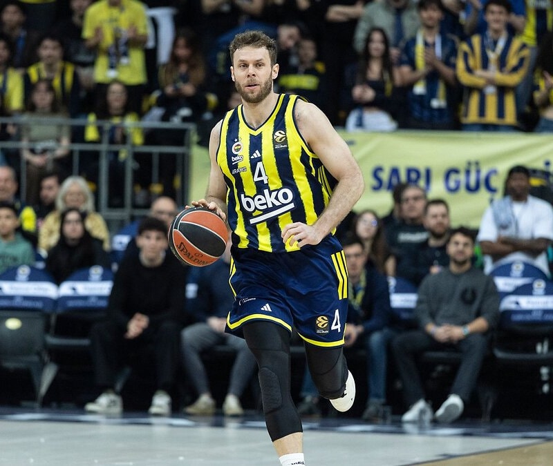 Nicolo Melli ameliyat edildi