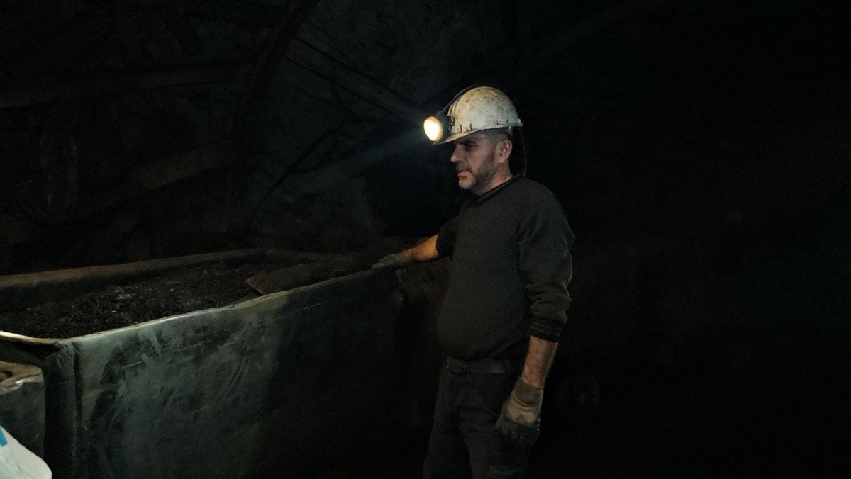 Ramazan Sahurunu Yeraltında Yaşayan Madencilerin Hikayesi: Zorluklar ve Dayanışma