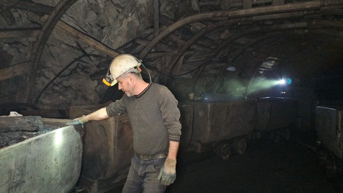 Ramazan Sahurunu Yeraltında Yaşayan Madencilerin Hikayesi: Zorluklar ve Dayanışma