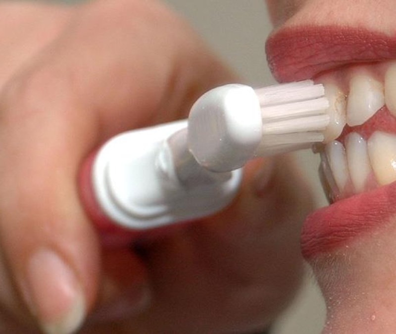 Diş fırçalamak orucu bozar mı? İşte en net yanıtı...