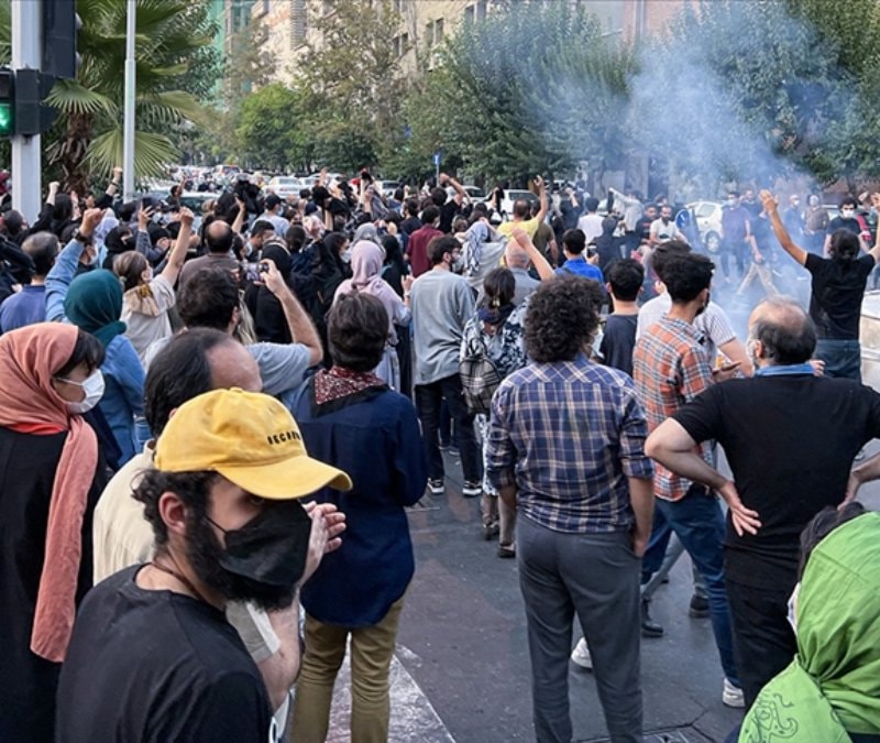 İran’da Ramazan gölgesinde protesto: Bazıları oruç tutmuyor