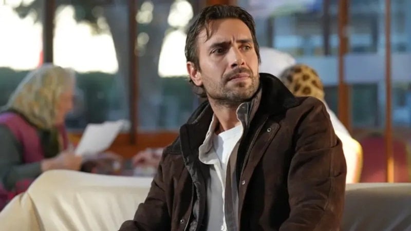 Adil Koçariyle Adil Benzerlikler: Ulaş Tuna Astepe Taşacak Bu Deniz'de Anlatıldı