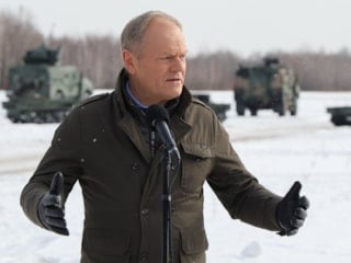 Polonya Başbakanı Tusk: İran’ı derhal terk edin