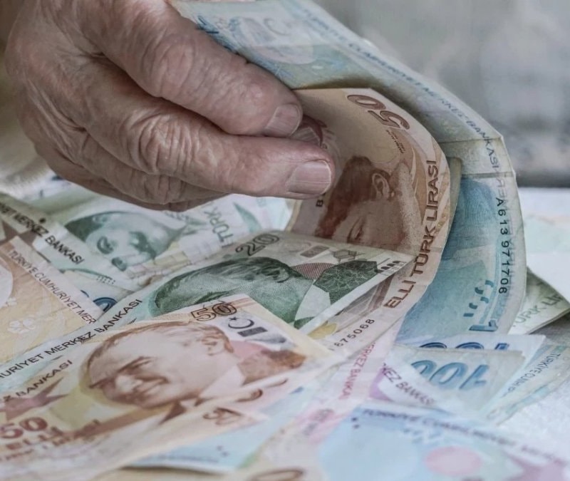 Emeklilere uyarı: İkramiye başvurusu için son tarih...