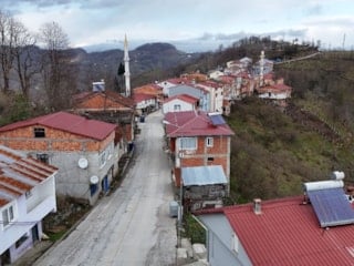 Ordu ile Samsun sınırında bulunan mahalleli bu sene aynı anda iftar açtı