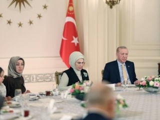Cumhurbaşkanı Erdoğan şehit aileleriyle iftarda buluştu