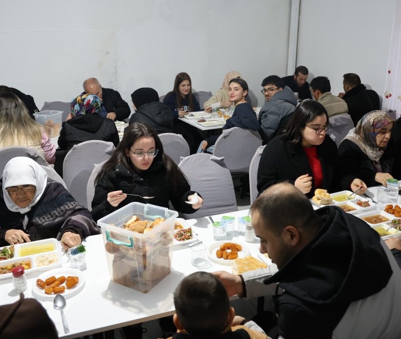 Nevşehir'in bir köyünde Ramazan ayı kararı: Evlerde iftar yasak, sofralar meydanda kuruluyor