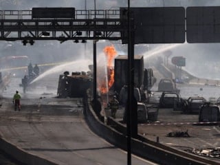 Şili'de doğal gaz taşıyan kamyonda patlama: 4 ölü