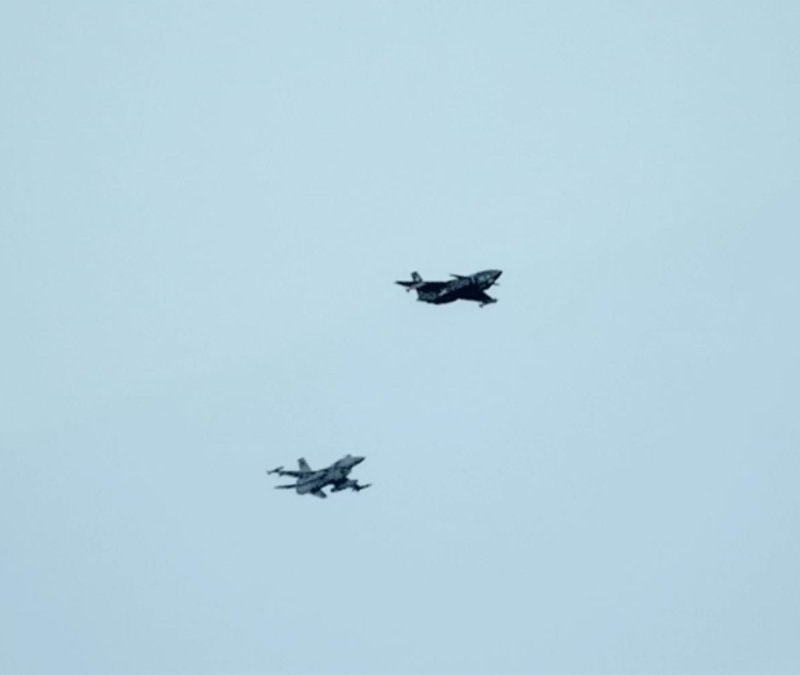 Sarı Deniz’de ABD ve Çin jetleri arasında tehlikeli yakınlaşma