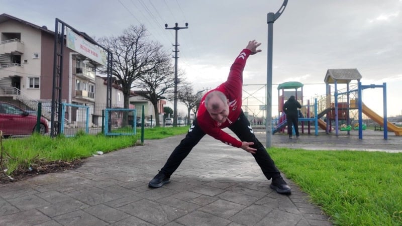 Nazmi Kahveciler: Köyden Dünyaya Uzanan Güç ve Öğrenci Yetiştirme Hikayesi