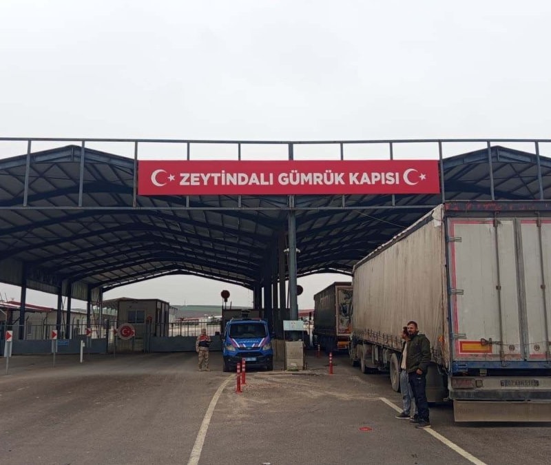 Suriye, 2 gümrük kapısını kapatma kararı aldı