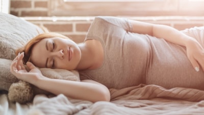 Gebelikte yatma şekli döneme göre değişiyor