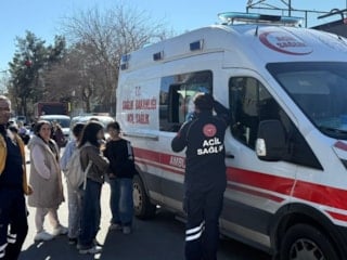 Diyarbakır’da 18 öğrenci cıvadan zehirlendi