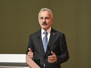 Abdulkadir Uraloğlu: Orta Koridor'u Akdeniz'e bağlayan projede inşaat başlıyor