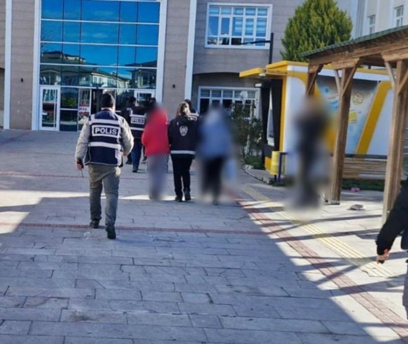 Burdur’da 1 milyonluk sahte altın vurgunu: 4 gözaltı