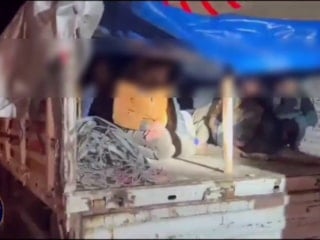 Hatay’da tır dorsesinde 12 kaçak göçmen yakalandı