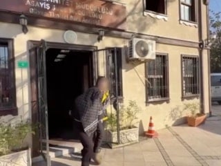 Bursa'da yankesicinin el çabukluğu izleyenleri şoke etti: Tutuklandı