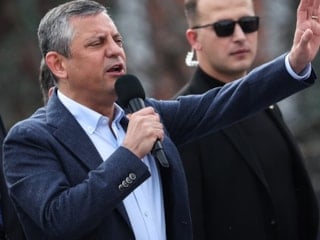 Özgür Özel Kocaeli'de partisinin mitinginde konuştu