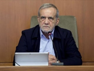 Mesud Pezeşkiyan: Baskı ve zorluklara boyun eğmeyeceğiz