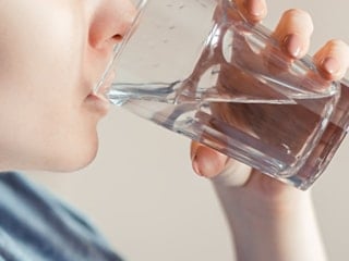 Ramazan'da sahurda yeterli su tüketimi: Uzmanlar ne kadar içilmeli diyor?