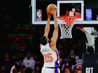 New York Knicks, son çeyrekte 18 sayı geriden gelerek Houston Rockets'ı yendi