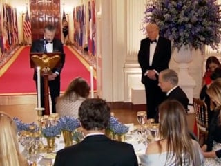 Donald Trump'tan özel istek: Savunma Bakanı'ndan savaş duası talep etti