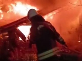 Trabzon'da iki ayrı mahallede korkutan yangın