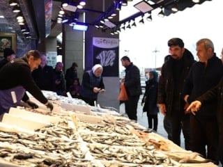 Trabzon'da Ramazan'da balığa olan ilgi devam ediyor