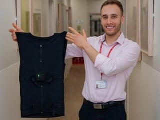 Gizli kalp rahatsızlıklarını tespit edebilen akıllı tişört geliştirildi