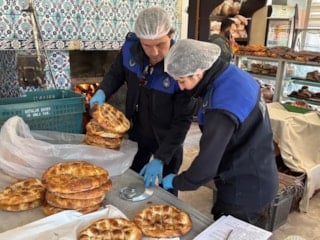 Bilecik'te gramajı düşük pide satışına zabıta geçit vermedi