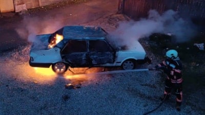 Malatya'da babasının otomobilini yakan kişi gözaltına alındı