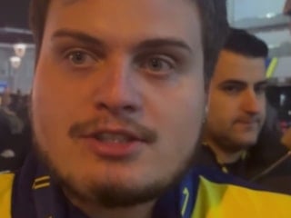 ESH Spor, Fenerbahçe - Kasımpaşa maçı sonrası taraftara mikrofon uzattı