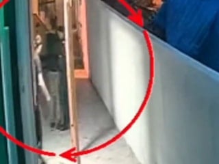 Yalova'da baba ile 14 aylık bebeğin darbedildiği anların görüntüsü ortaya çıktı