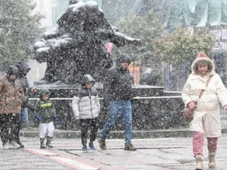 Tarih ve saat verildi: İstanbul’a 4 saatlik lapa lapa kar geliyor