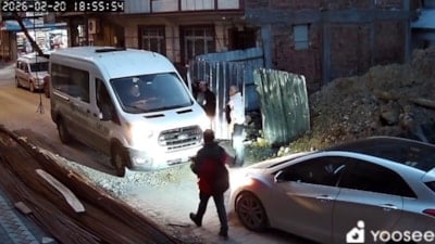 İstanbul'da kavgayı görüntüleyen kadın darbedildi