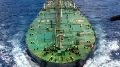 ABD, Hint Okyanusu'nda bir petrol tankerine el koydu