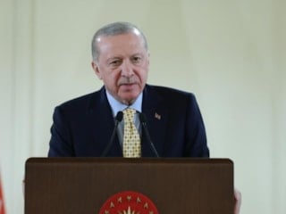 Cumhurbaşkanı Erdoğan: Tepelerine binmeye devam edeceğiz