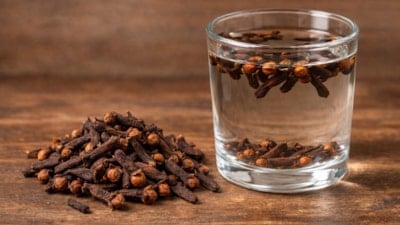 Yatmadan önce karanfil etkisi! Özellikle Ramazan'da; Bakın ne işe yarıyor...