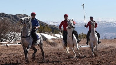 Binlerce yıllık atlı oyun çevgan, Sivas’ta yeniden hayat buldu