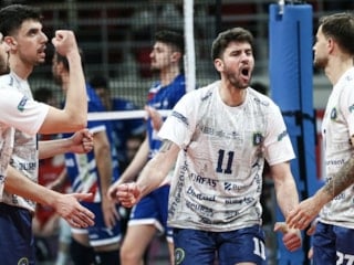 Bursa Büyükşehir Belediyespor, İstanbul Büyükşehir Belediyespor'u yendi